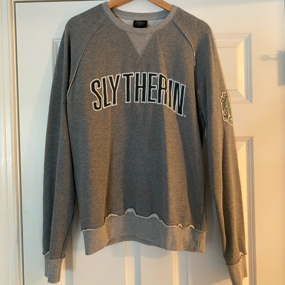 Slytherin Universal Studios Sweatshirt